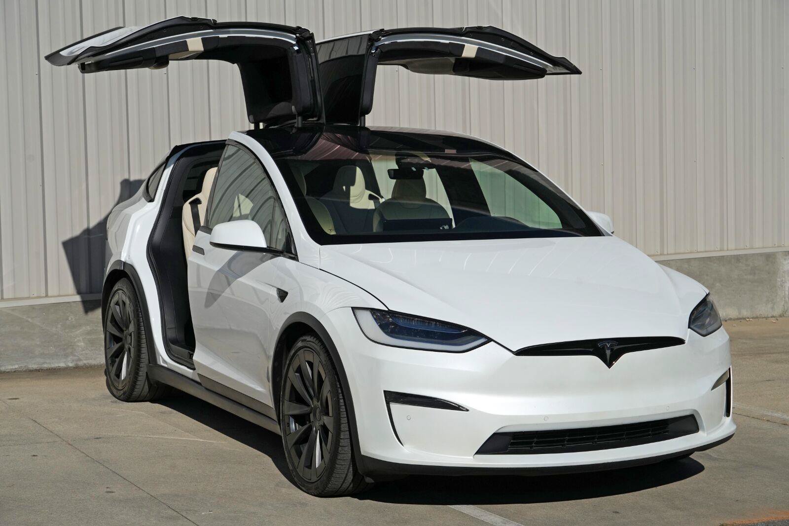 Used 2022 Tesla Model X AWD/4WD image 59