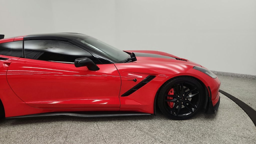 Used 2016 Chevrolet Corvette Stingray Coupe w/ 2LT Preferred Equipment Group RWD image 19