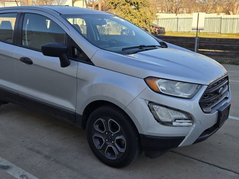 Used 2018 Ford EcoSport S image 11