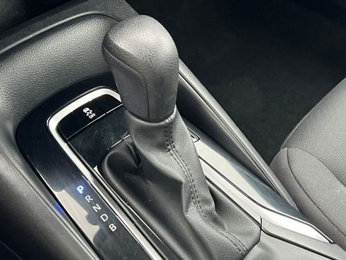 Used 2023 Toyota Corolla LE image 21