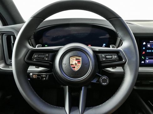 New 2025 Porsche Cayenne image 10