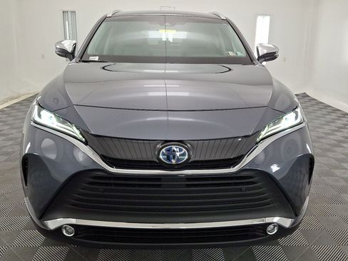 Certified 2023 Toyota Venza XLE AWD/4WD image 21
