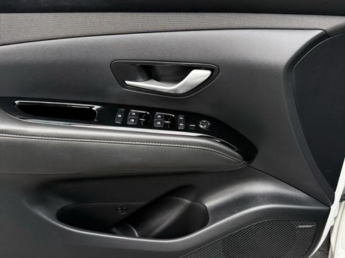 Used 2022 Hyundai Tucson Limited AWD/4WD image 19