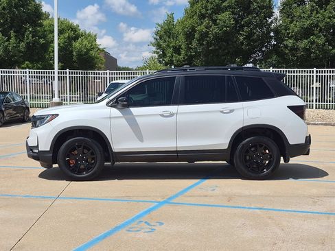 Certified 2022 Honda Passport TrailSport image 9