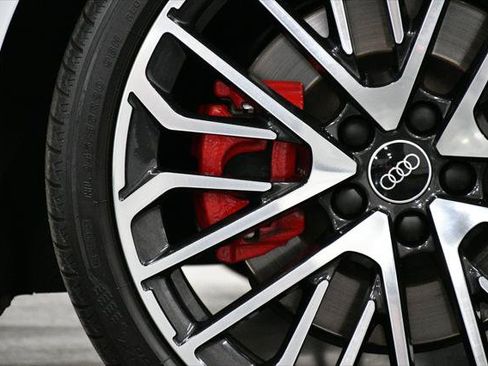 Used 2025 Audi S5 Premium Plus w/ Premium Plus Package AWD/4WD image 8