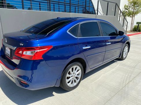 Used 2019 Nissan Sentra SV FWD image 11