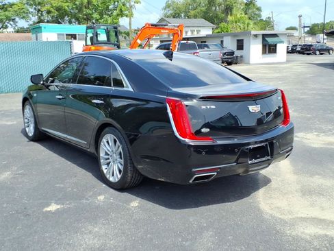 Used 2019 Cadillac XTS Luxury FWD image 3