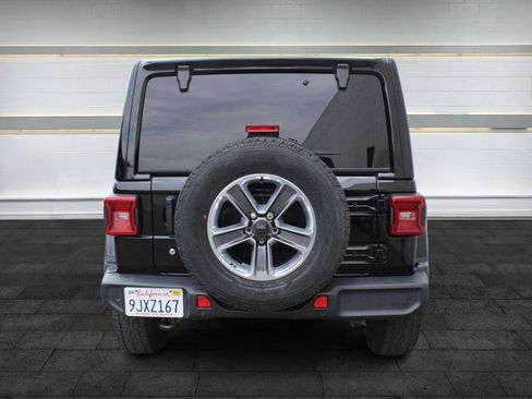 Used 2019 Jeep Wrangler Unlimited Sahara w/ Dual Top Group image 6