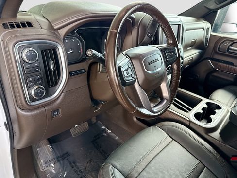 Used 2022 GMC Sierra 2500 Denali w/ Denali Ultimate Package image 22