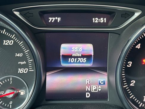 Used 2018 Mercedes-Benz GLA 250 image 24