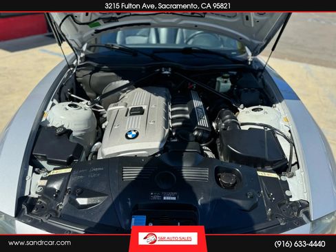 Used 2006 BMW Z4 3.0i image 18