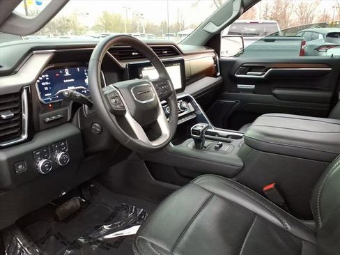 Used 2024 GMC Sierra 1500 Denali w/ Denali Reserve Package AWD/4WD image 13