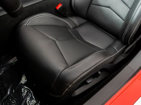 Used 2020 Chevrolet Corvette Stingray Convertible w/ 1LT image 30