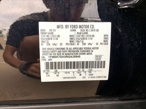 Used 2024 Ford Explorer XLT RWD image 37