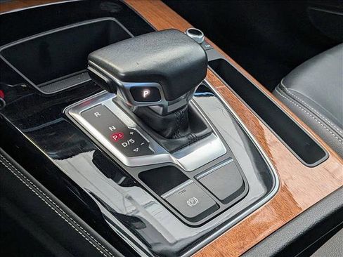 Used 2023 Audi Q5 2.0T Premium Plus image 12