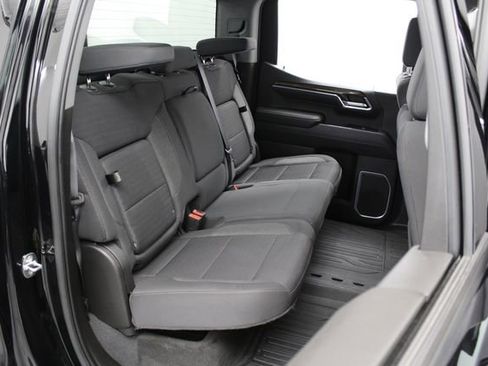 Used 2022 GMC Sierra 1500 Elevation w/ LPO, Elevation Black Package AWD/4WD image 19