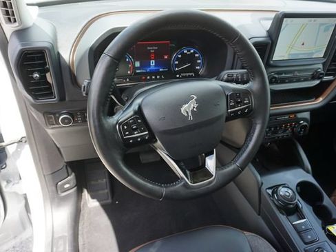 Used 2023 Ford Bronco Sport Outer Banks w/ Tech Package AWD/4WD image 11