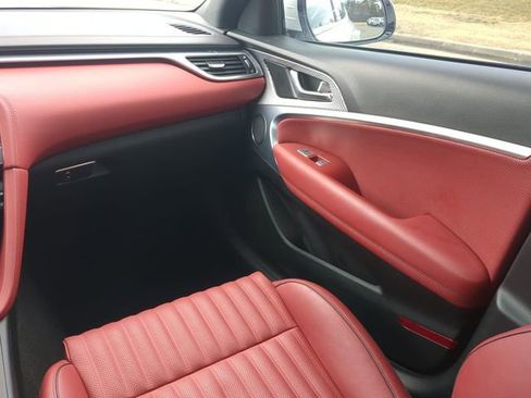 Used 2023 Genesis G70 2.0T w/ Sport Prestige Package image 15