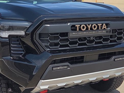 New 2026 Toyota Tacoma 4x4 Double Cab Hybrid image 7