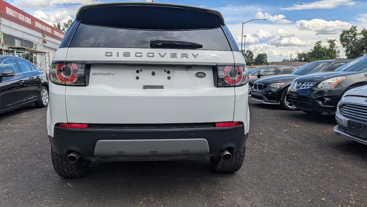 Used 2018 Land Rover Discovery Sport SE AWD/4WD image 4