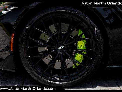 Used 2023 Aston Martin V8 Vantage Coupe RWD image 41