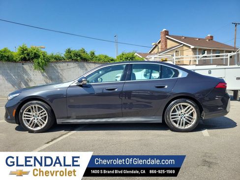 Used 2024 BMW 530i RWD image 14