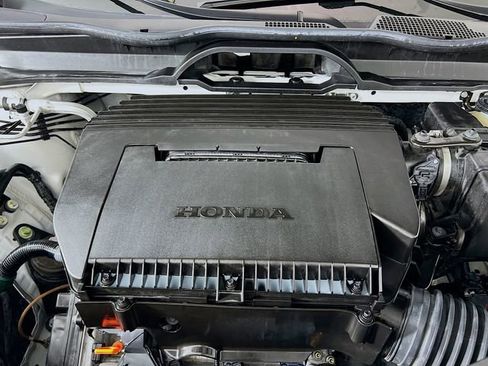 Used 2025 Honda Pilot TrailSport image 33