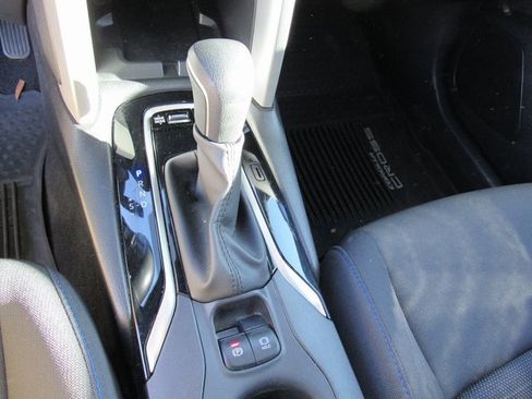 Used 2024 Toyota Corolla Cross SE image 16