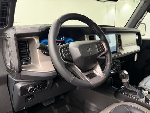 New 2026 Ford Bronco Outer Banks AWD/4WD image 11