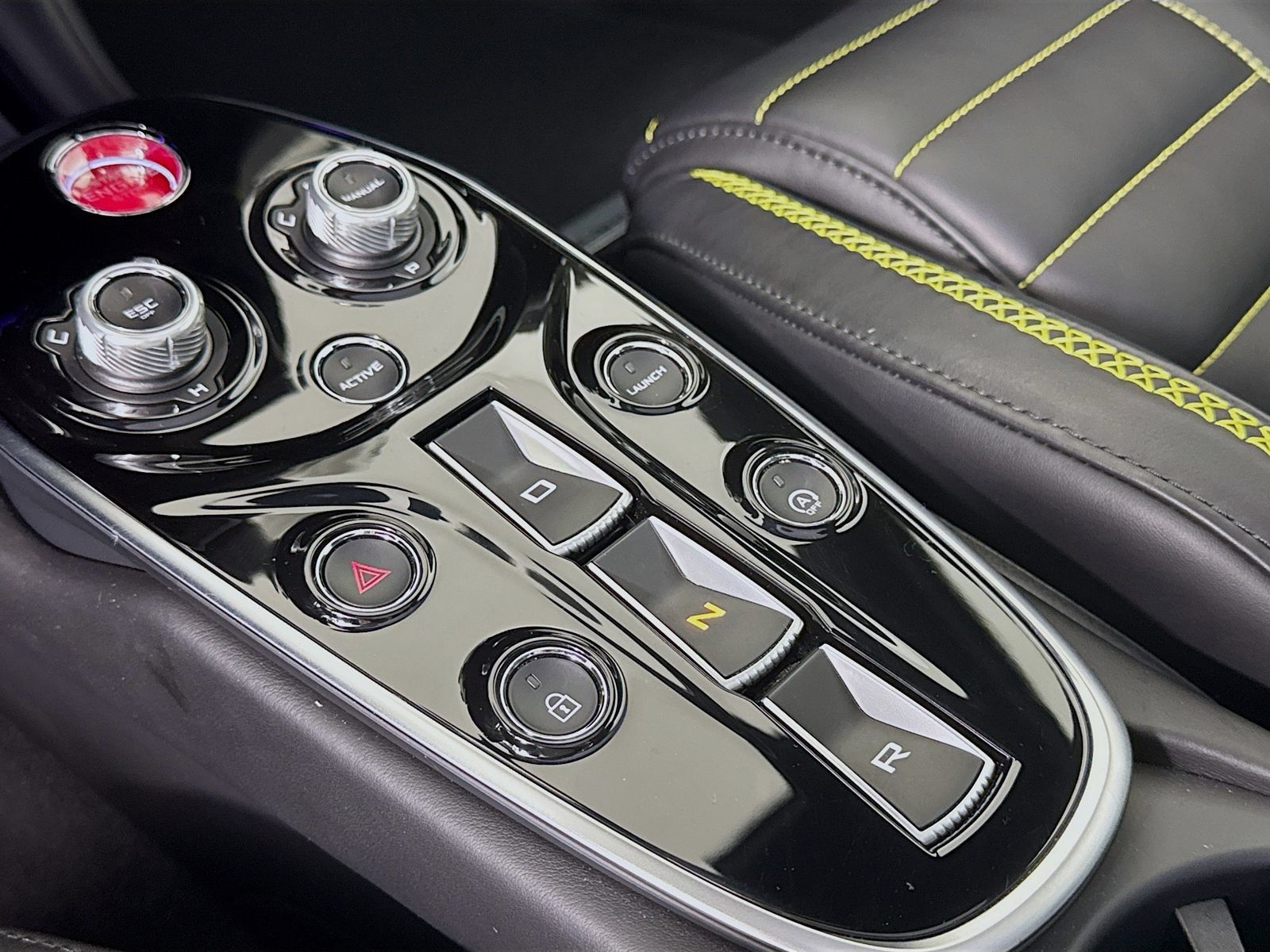 Used 2025 McLaren GTS RWD image 14