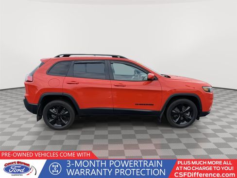 Used 2021 Jeep Cherokee Latitude Plus image 6