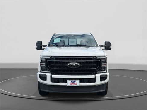 Used 2020 Ford F250 Lariat image 3
