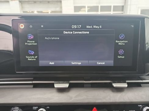 Used 2022 Kia Carnival EX FWD image 24