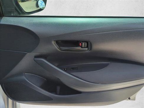 Certified 2025 Toyota Corolla LE image 26