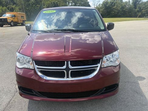 Used 2020 Dodge Grand Caravan SE FWD image 8