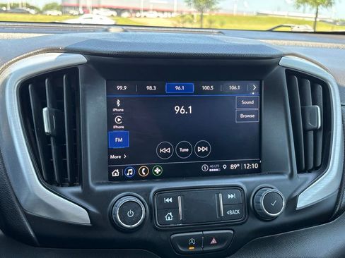 Used 2024 GMC Terrain SLT AWD/4WD image 20