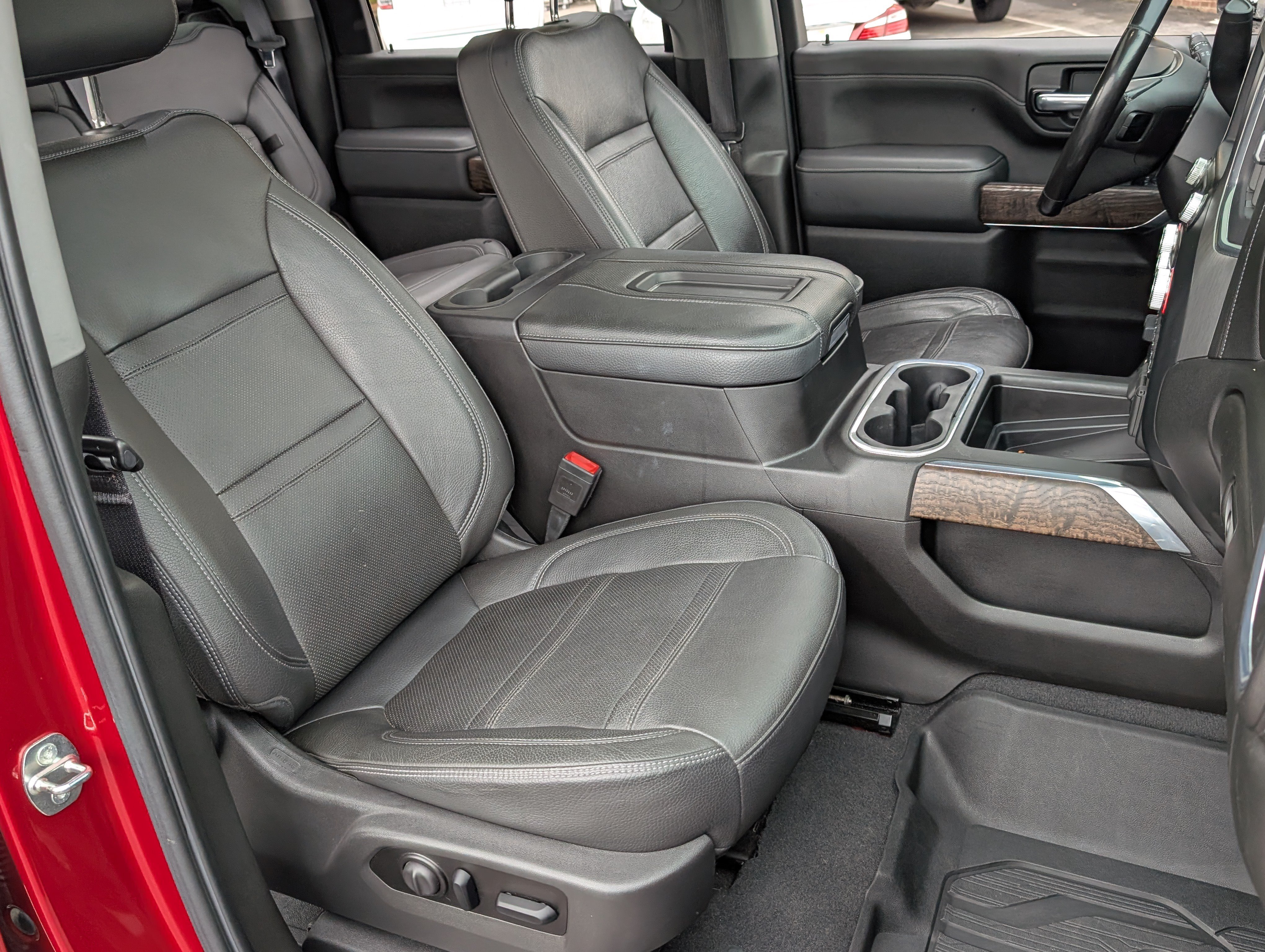 Used 2021 GMC Sierra 2500 Denali w/ Denali Ultimate Package AWD/4WD image 21