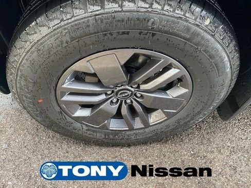 New 2026 Nissan Frontier SV w/ Tow Package image 9