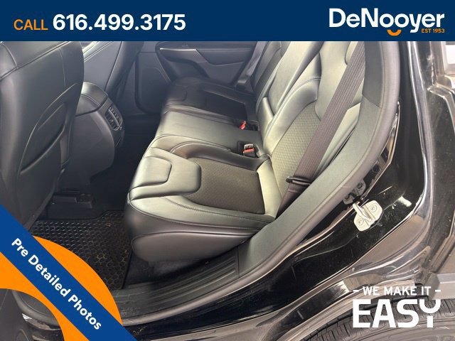 Used 2020 Jeep Cherokee Latitude Plus w/ Cold Weather Group AWD/4WD image 12