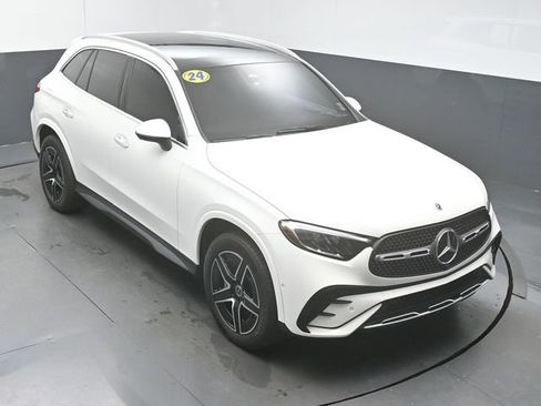 Used 2024 Mercedes-Benz GLC 300 4MATIC image 42