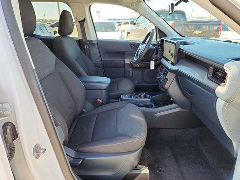 Used 2025 Ford Maverick XL image 11