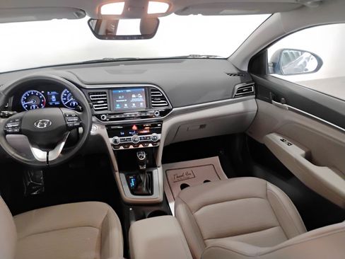 Used 2020 Hyundai Elantra Limited FWD image 9