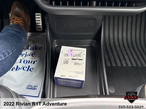 Used 2022 Rivian R1T Adventure image 30