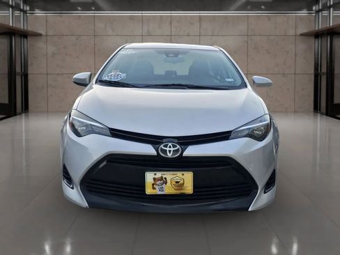 Used 2018 Toyota Corolla LE image 15