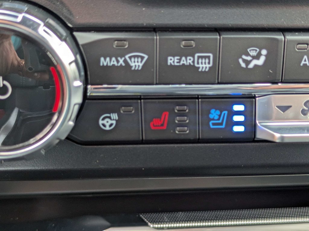 New 2026 Ford F250 Platinum w/ FX4 Off-Road Package AWD/4WD image 49