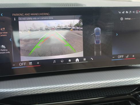 New 2026 BMW i4 eDrive40 w/ Premium Package RWD image 18