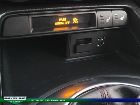 Used 2016 MAZDA MX-5 Miata Grand Touring image 17