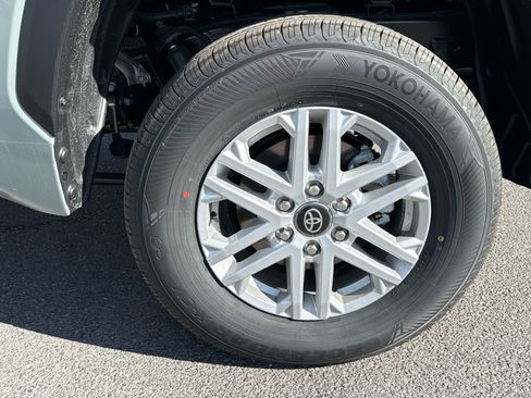 New 2026 Toyota Tundra SR5 w/ SR5 Convenience Package image 6