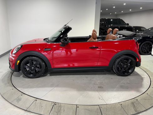 Used 2023 MINI Cooper S w/ Signature Upholstery Package image 8