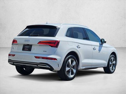 Used 2023 Audi Q5 2.0T Premium Plus w/ Premium Plus Package AWD/4WD image 5